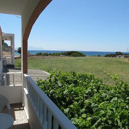 Agios Stefanos Studios & * Kéfalos