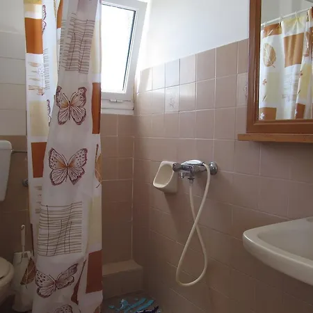 Agios Stefanos Studios & Apartmán Kéfalos