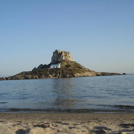 Agios Stefanos & * Kéfalos